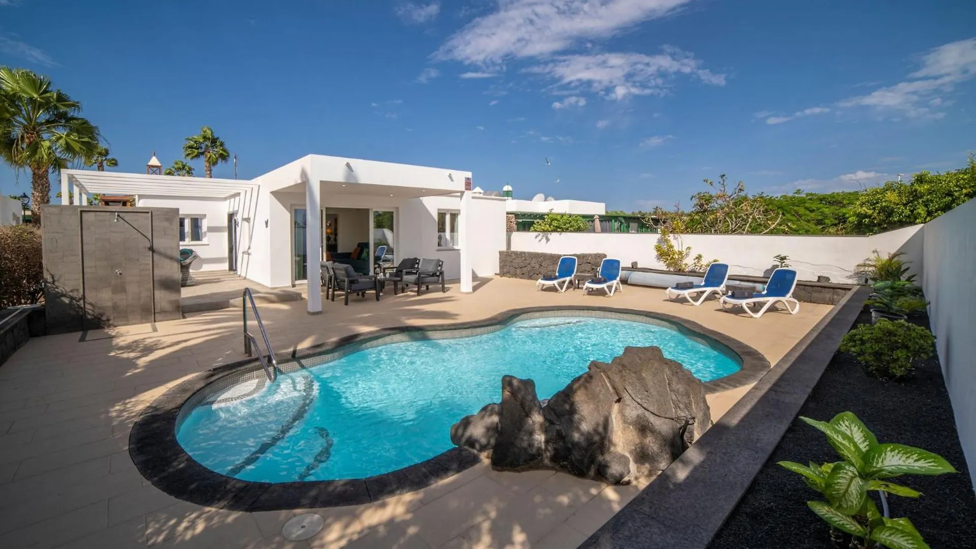 Villa Solace Blanca Playa Blanca Stylish Comfort Prime Location Heated Pool Your Perfect Lanzarote Retreat Yaiza