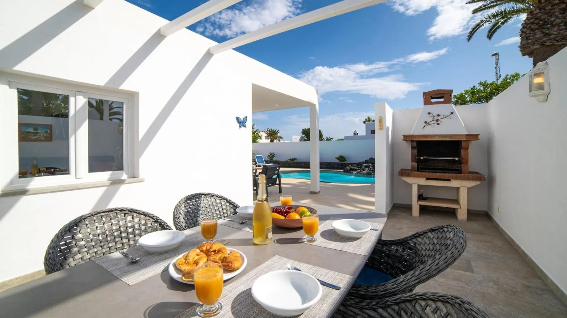 Villa Solace Blanca Playa Blanca Stylish Comfort Prime Location Heated Pool Your Perfect Lanzarote Retreat Yaiza  0*, Yaiza (Lanzarote)